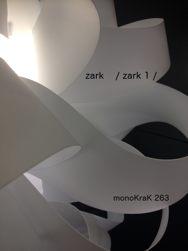 This image has an empty alt attribute; its file name is monoKraK263_cover.JPG
